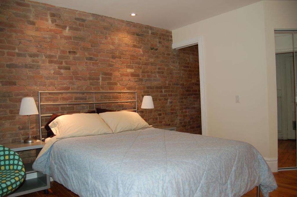 Le Chasseur Bed & Breakfast Montreal Room photo