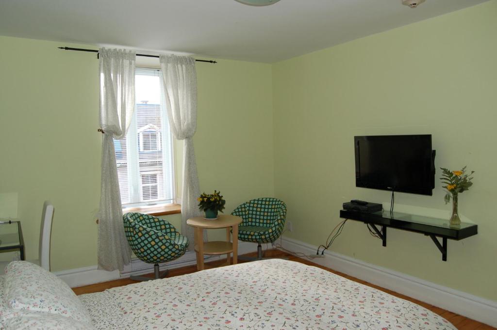 Le Chasseur Bed & Breakfast Montreal Room photo